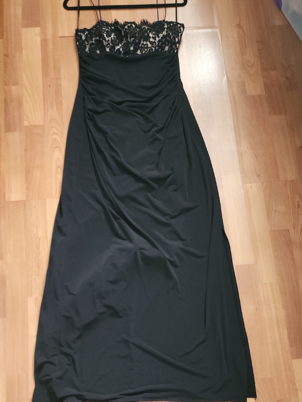 Elegant Black Lace Thin Strap Evening Dress